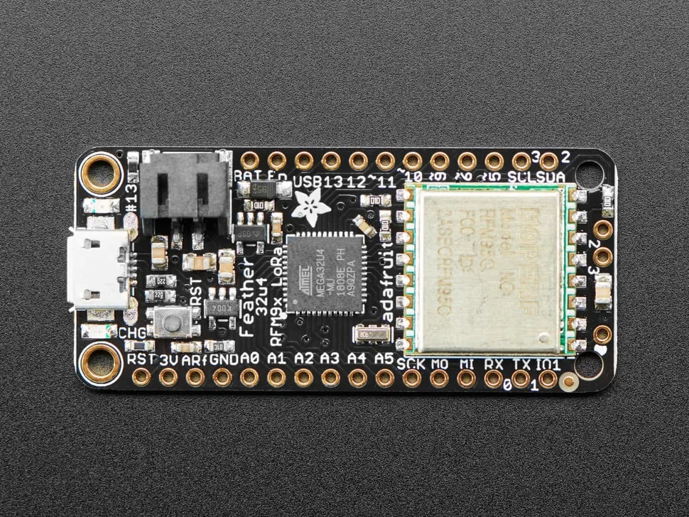 Adafruit Feather 32u4 RFM95 LoRa Radio - 868 or 915 MHz