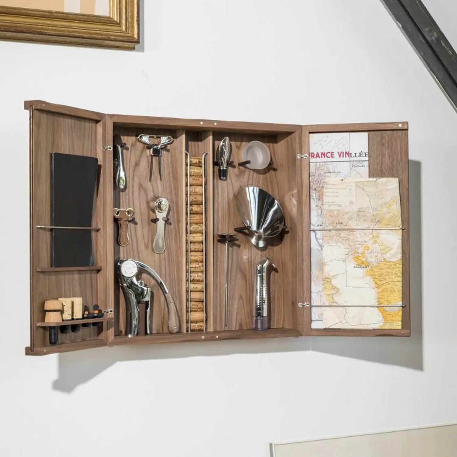 L'Atelier du Vin - Wine-lover's Curiosities Cabinet